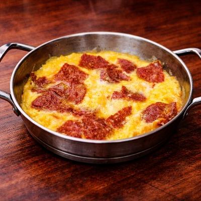 Sahanda Sucuklu Yumurta